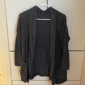 American Eagle Cardigan